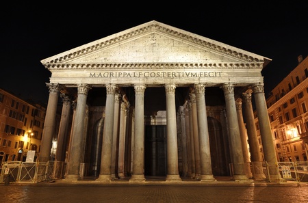 Rome Pantheon at nightの写真素材