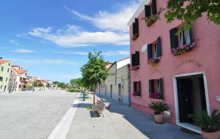 Luxurious country houses in an Italian communityの写真素材