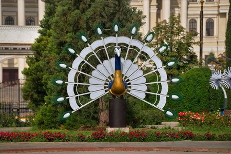 Dushanbe, Tajikistan. 07/08/2019. Central Metropolitan Park "Gods Rudaki". Original lamps in the form of snow-white birds.のeditorial素材