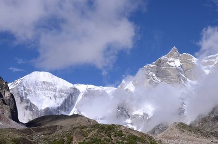 beautiful garhwal mountain viewの写真素材
