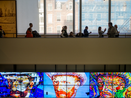 AMSTERDAM, DECEMBER 7: Tourists walk passing by at Van Gogh museum on 7 December, 2016 in Amsterdam, Netherlandsのeditorial素材