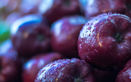 Close up view of some red applesの写真素材