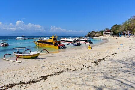 Mushroom Beach at Nusa Lembongan Island, Bali, Indonesia. This island is tourism-based infrastructure and popular destination for tourists to dive and surf.の写真素材