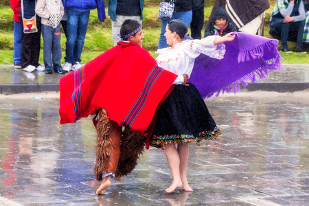 Ingapirca, Ecuador - 20 June 2015: Unidentified Young Couple Celebrating Inti Raymi, Festival Of The Sun  In Ingapirca On June 20, 2015のeditorial素材