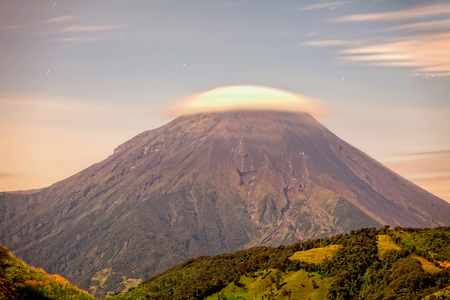 Long Exposure Of Tungurahua Volcano Illuminated By The Moonlight, Ecuador, South America
の写真素材
