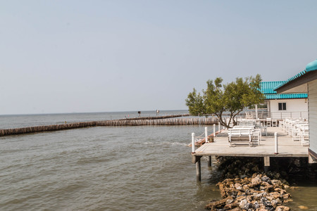 House is a building used as a residence of a person. The walls and roof are typically protected areas within the home from heat, cold, wind, rain and other things.のeditorial素材