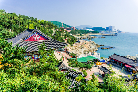 BUSAN, SOUTH KOREA - JULY 20, 2017 : Haedong Yonggungsa, Chinese buddhism temple located on the rock cape of East Sea on July 20, 2017 in Busan, South Korea.のeditorial素材