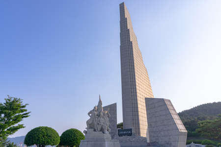 GEOJE, SOUTH KOREA - MAY 20, 2018 : The monument of Admiral Yi Sun-Sin at Okpo great vitory commemoative park  on Geoje island, Gyeongsangnam-do, South Korea.のeditorial素材