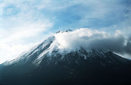 Volcano Kluchevskaja and cloudsの写真素材