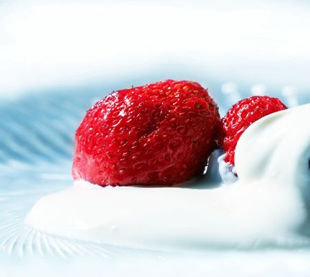 Red strawberry in creamの写真素材