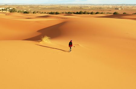 Hike in sand desertの写真素材