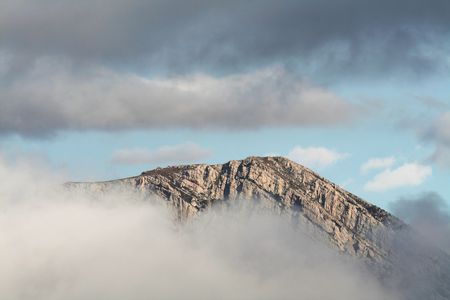 Misty peakの写真素材