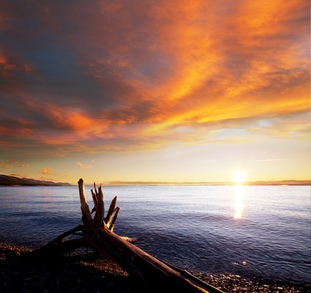 Sunrise scene on lakeの写真素材