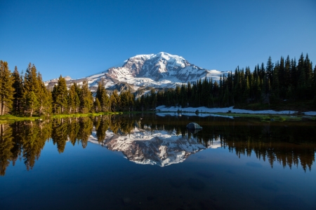 Mt.Rainierの写真素材