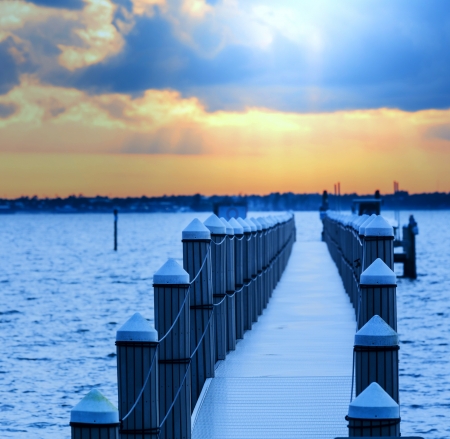 boardwalk on beachの写真素材