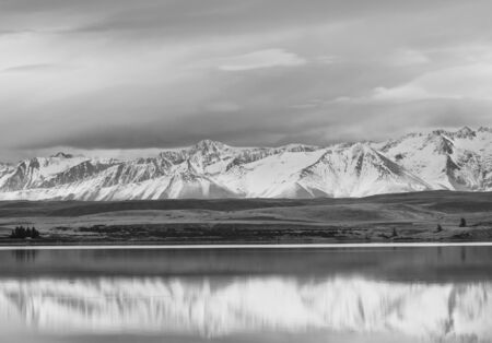 Amazing natural landscapes in New Zealand. Mountains lake at sunset.の写真素材