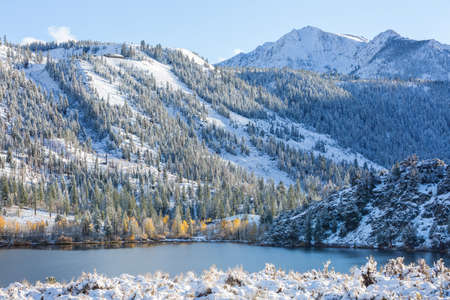 Beautiful nature scene in early winter mountains. Sierra Nevada landscapes. USA, California. Travel and winter vacation background.の写真素材