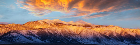 Scenic view of Sierra Nevada Mountain.Late autumn  landscape. California,USA.