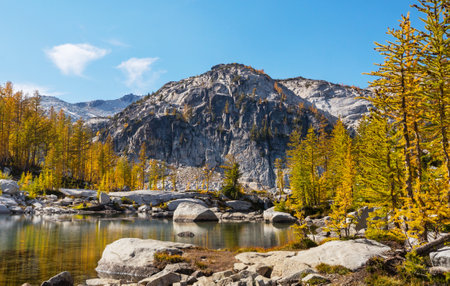 Beautiful Alpine lakes wilderness area  in Washington, USAの写真素材