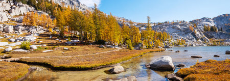 Beautiful Alpine lakes wilderness area  in Washington, USAの写真素材