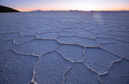 Unusual Salar de Uyuni at sunrise, Boliviaの写真素材