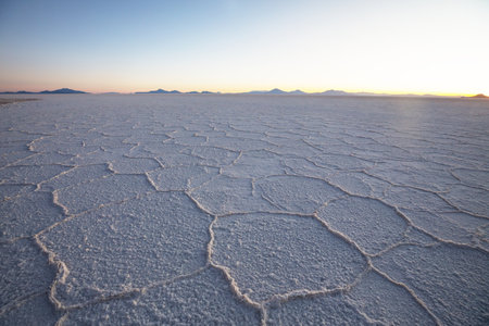 Unusual Salar de Uyuni at sunrise, Boliviaの写真素材