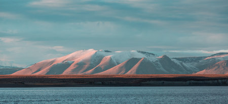 Sierra Nevada mountains in California, USA. Early Winter season.の写真素材