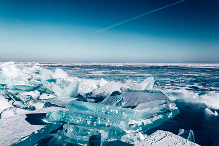 Spectacular winter landscape. Winter ice along the shore.の写真素材