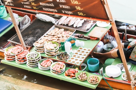 Seafood in AMPHAWA FLOATING MARKETの写真素材