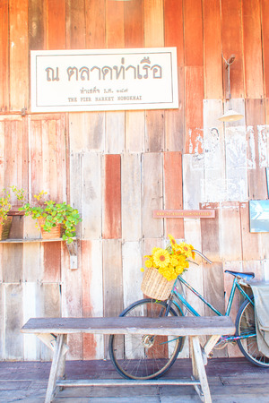 Nongkhai, Thailand-November 3, 2016: Tha Sadet Walking Street, Thai-Lao Pier Border, Nongkhai Thailandのeditorial素材