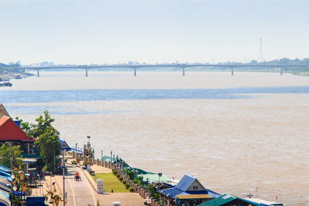 Nongkhai, Thailand-November 3, 2016: Raft Float Food shop on Mekong River with blue sky background at Nong Khai Province, Thailandのeditorial素材