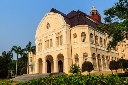 Beautiful Landscape and Architecture of Phra Ramratchaniwet Palace (Wang Ban Peun), former the king Rama 5 palace, one of the main public tourist attractions in Phetchaburi, Thailandのeditorial素材