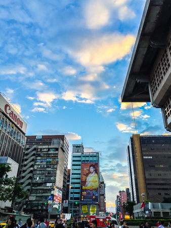 Taipei, Taiwan - November 20, 2015: View at the Taiwan High Speed Rail (HSR) Taipei Main Station. The high speed railway has become the most important transportation that runs approximately 345 km along the west coast of Taiwan.のeditorial素材