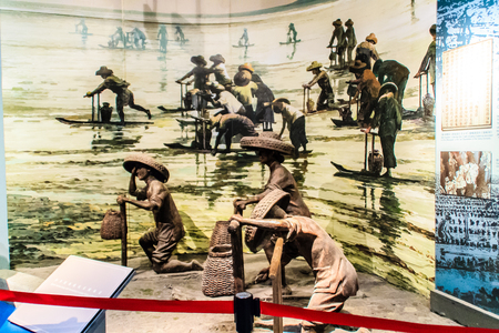 ShenZhen, China - November 15, 2014: Shenzhen museum has kept perfecting treasures with full and accurate materials tell visitors the 6,000 years of history of development process in Shenzhen region.のeditorial素材