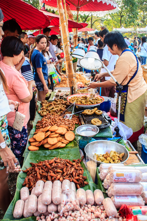Bangkok, Thailand - January 17, 2015: Unidentified Thai venders selling variety of foods in local fresh market at Bangkok , Thailand.のeditorial素材