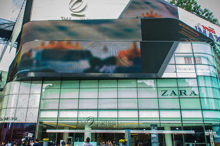 Bangkok, Thailand - September 16, 2017: People is going to shopping at the EmQuatier shopping mall. The EmQuartier is a large shopping mall in Bangkok, Thailand opened in May 2015.のeditorial素材