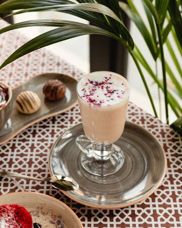 Milkshake with slices of berriesの写真素材