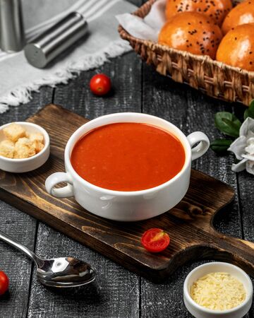 tomato soup on the table _の写真素材