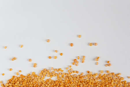 Split peas pile isolated on white backgroundの写真素材