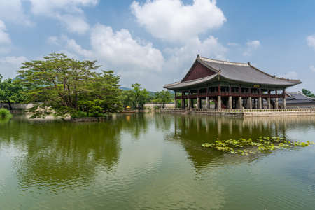 Beautiful view of Gyeonghoeru Pavilion and pond in Gyeongbokgung palace, Seoul, South Koreaのeditorial素材