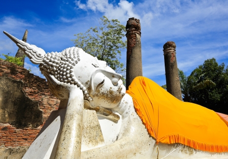 Reclining Buddhaの写真素材