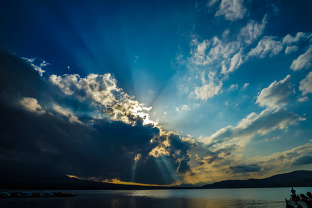 Dusk landscape of Lake Yamanakaの写真素材