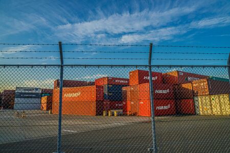 Yokohama Port of container group and the eveningのeditorial素材