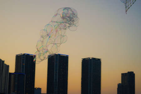 Bubbles and evening (Tokyo Toyosu)