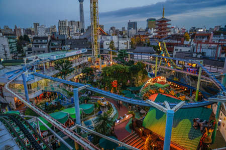 Asakusa cityscape (Taito-ku, Tokyo). Shooting Location: Taito-Ku, Tokyoのeditorial素材