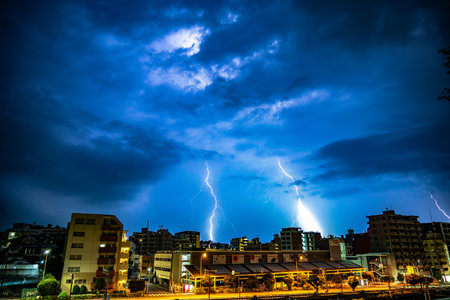 Lightning and the cityscape of Yokohama. Shooting Location: Kanagawa -ku, Yokohama