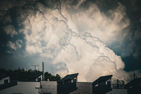 Huge thundercloud and residential area. Shooting Location: Kanagawa Ward, Yokohama Cityの写真素材