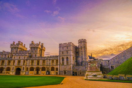 windsor castle and sunset. Shooting Location: UK, Londonの写真素材