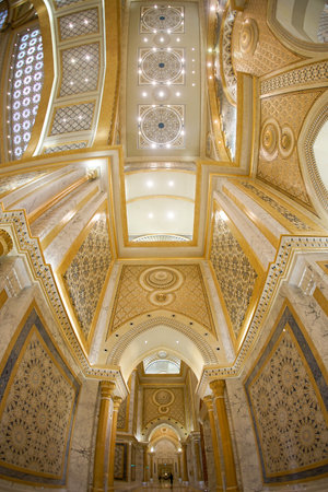 Luxury golden decorated corridor. Shooting Location: abu dhabiの写真素材
