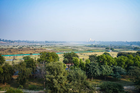 Indian gardens and white architecture. Shooting Location: Indiaの写真素材